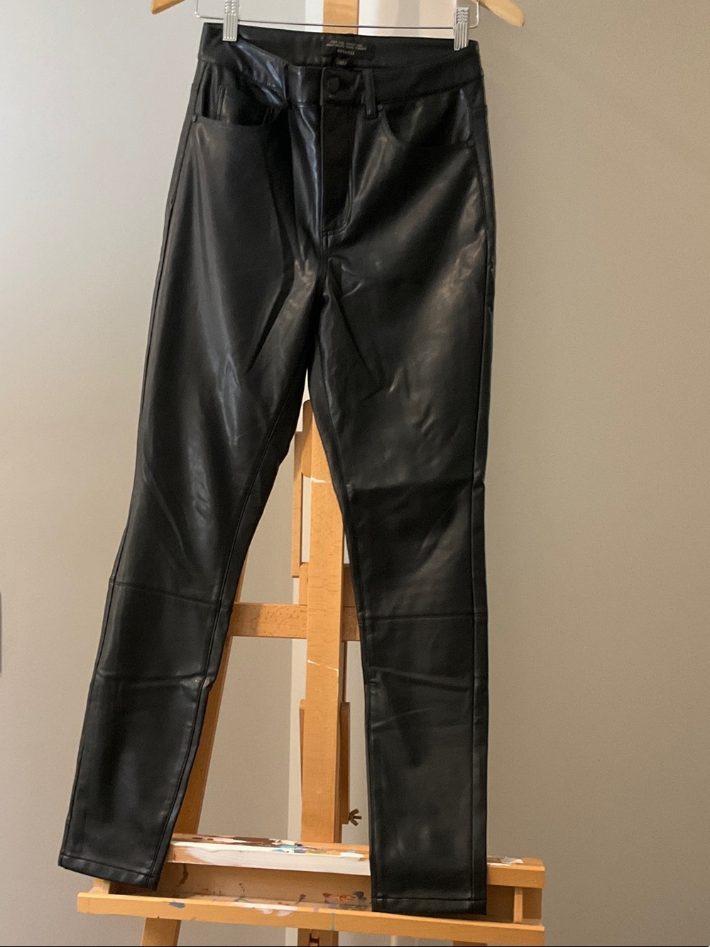 RW&CO. Black Faux Leather Women's High-rise Pants | W 28